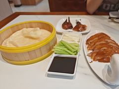 -梅利汴京烤鸭•开封豫菜地标店(东大街店)