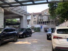 -长鑫大厦-停车场