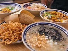 -正南齐北·老街糯米团(洪崖洞店)