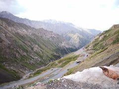 -天山神秘大峡谷