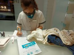 -福奈特洗衣·洗鞋·奢侈品护理(苏河湾店)