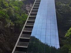-蝶舞清江·恩施地心谷景区