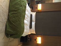 iphone_upload_pic-上海滴水湖皇冠假日酒店