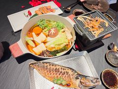 -蟹犇前•帝王蟹雪蟹(陆家嘴店)
