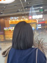 -川和潮人
