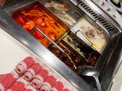 四宫格锅底-海底捞火锅鲜切牛肉主题店(长寿路店)