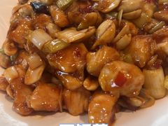 -明月食府(二区干二路店)