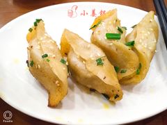-小姜锅贴(凤凰街店)