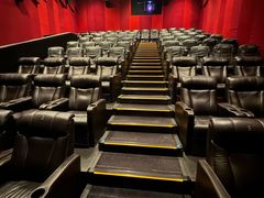 -万达影城(洛阳万达广场IMAX激光店)