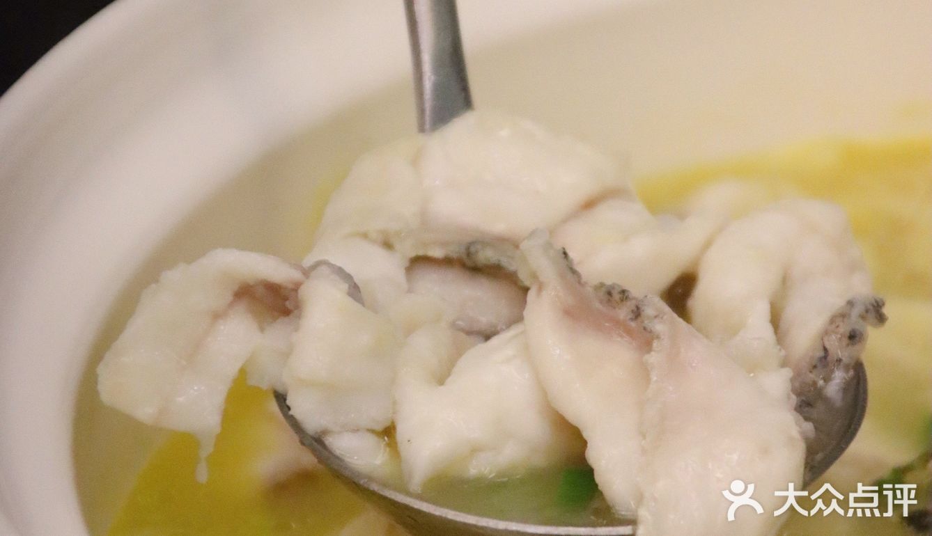 一锅鱼🐟，干了三碗米饭🍚 🍚🍚