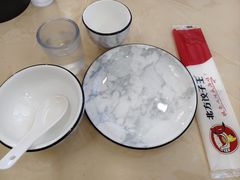 餐具摆设-北方饺子王·海肠捞饭·海鲜锅(山大店)