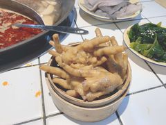 -瓜西西重庆火锅(花溪店)