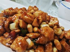宫保鸡丁-六和聚传统烤鸭.天津菜(和平店)