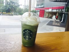 -星巴克臻选(深圳龙华红山天虹店)
