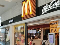 -麦当劳(汉口火车站候车室店)