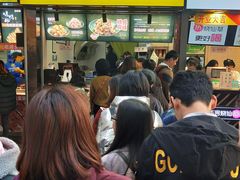 等位区-八一好吃街·高品美食广场