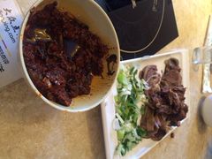 英子狗肉馆-英子补身汤(海兰路店)