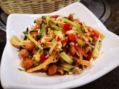 -二厨·吊桥小院·脆皮烧鸡公·本地农家菜(沿江西路店)