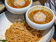 -馋三尺蟹粉小笼(人民广场店)