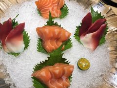 -余欢领鲜火锅(新街口店)