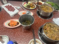 -四囍码头海鲜烧烤自助火锅(外滩南京东路悦荟广场店)