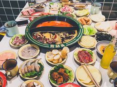 番茄鸳鸯锅底-有拈头成都市井火锅(老门东店)