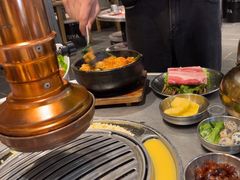 -GOGIYA·咕叽吖韩国传统烤肉店(东方新天地店)