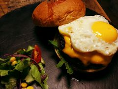 -HIGH FIVE哈福手工汉堡(桂林路店)