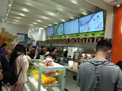 -CoCo都可(湖滨银泰店B区店)