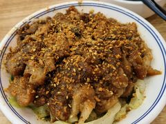 秘制脆皮猪脚饭-陆长玖古法猪脚饭(玄风桥店)