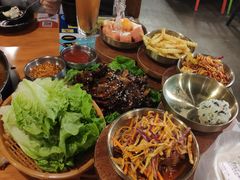 -肥肥虾庄·金牌油焖大虾(杨园滨江时代walk店)