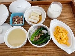-雪梅月子中心(华侨城店)
