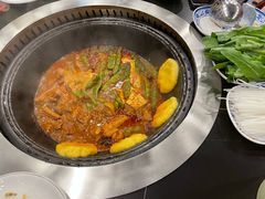 -田家大院东北农家菜铁锅炖(西安总店)