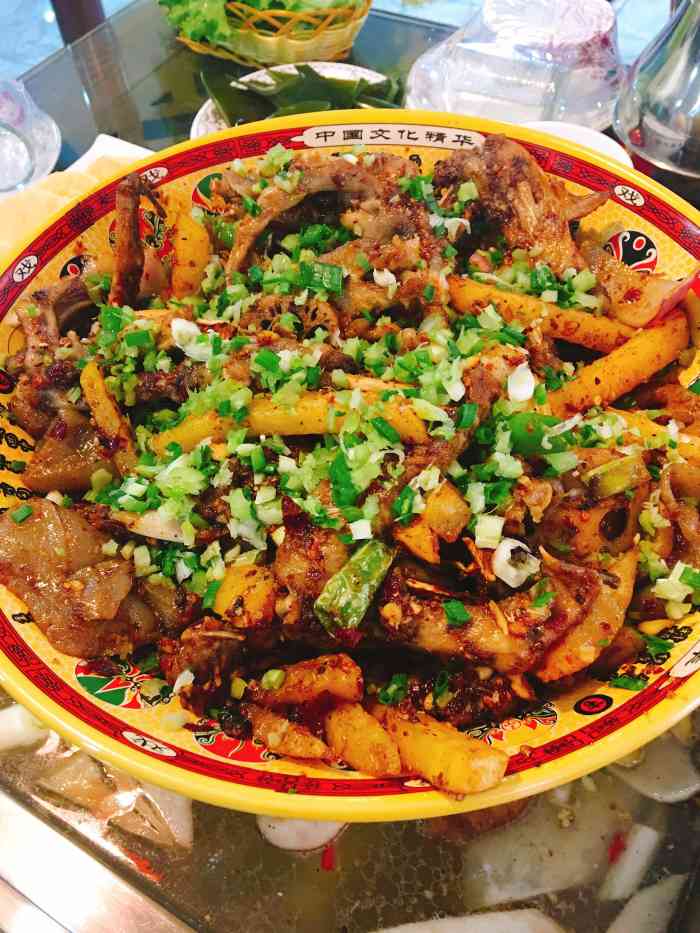 万达刚开业的时候真心哪哪人都多,惹不起我还躲不起么?