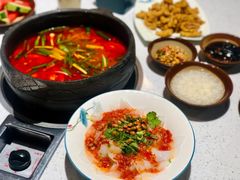 -贵府酸汤牛肉火锅·贵州老字号(飞山街店)