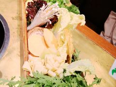 经典时蔬十二味-手选潮汕鲜活牛肉火锅(二七广场店)