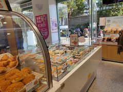 面包甜点陈列柜-依茉朵(锦秋新天地店)