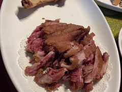 椒盐咸香蹄-碧丽宫大酒店(召稼楼店)