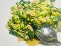 -毛家饭店·30年融合新湘菜(汉峪金谷店)