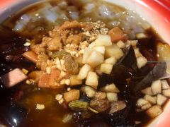-爆炸头阿姨小四川正宗川味小吃(无任何分店)