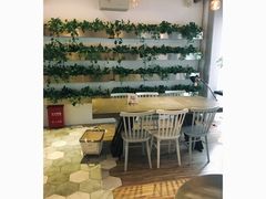 -RGF(巨鹿路店)