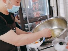 -何老二卤汁凉粉