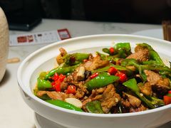 -初蓉丨遇见新川菜(亲贤街荣耀店)