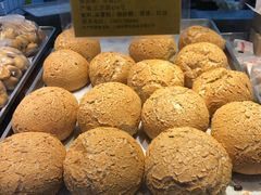 红豆Q果-鲍师傅糕点(江苏路店)