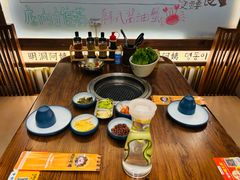 -明洞阿姨·韩式酱蟹烤肉·创意料理(三元桥店)