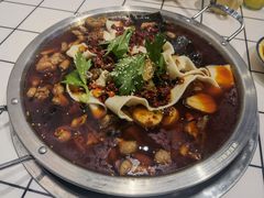 -晓彭肥肠鸡·泡椒鸡火锅(水木天地店)