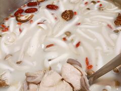 鸡肉-若爱猪肚鸡·啫啫煲(循礼门M+店)