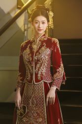 -衣贝姿婚纱礼服馆