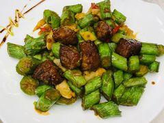 鲍贝炒秋茄-太子园林酒家