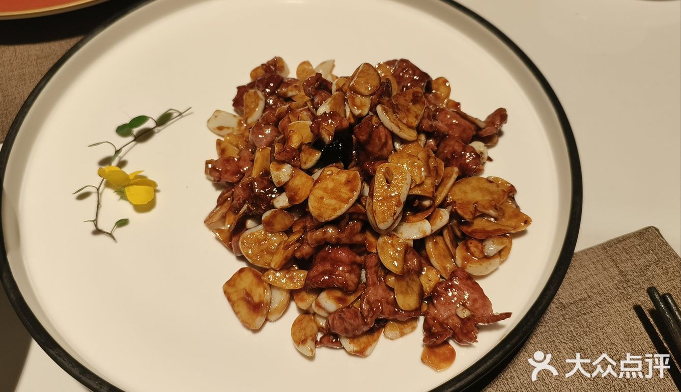 贵满楼，充满贵气的鲁菜